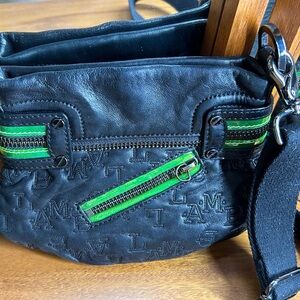 💯L.A.M.B. Small Leather Crossbody Purse with Green Accents and Zippers